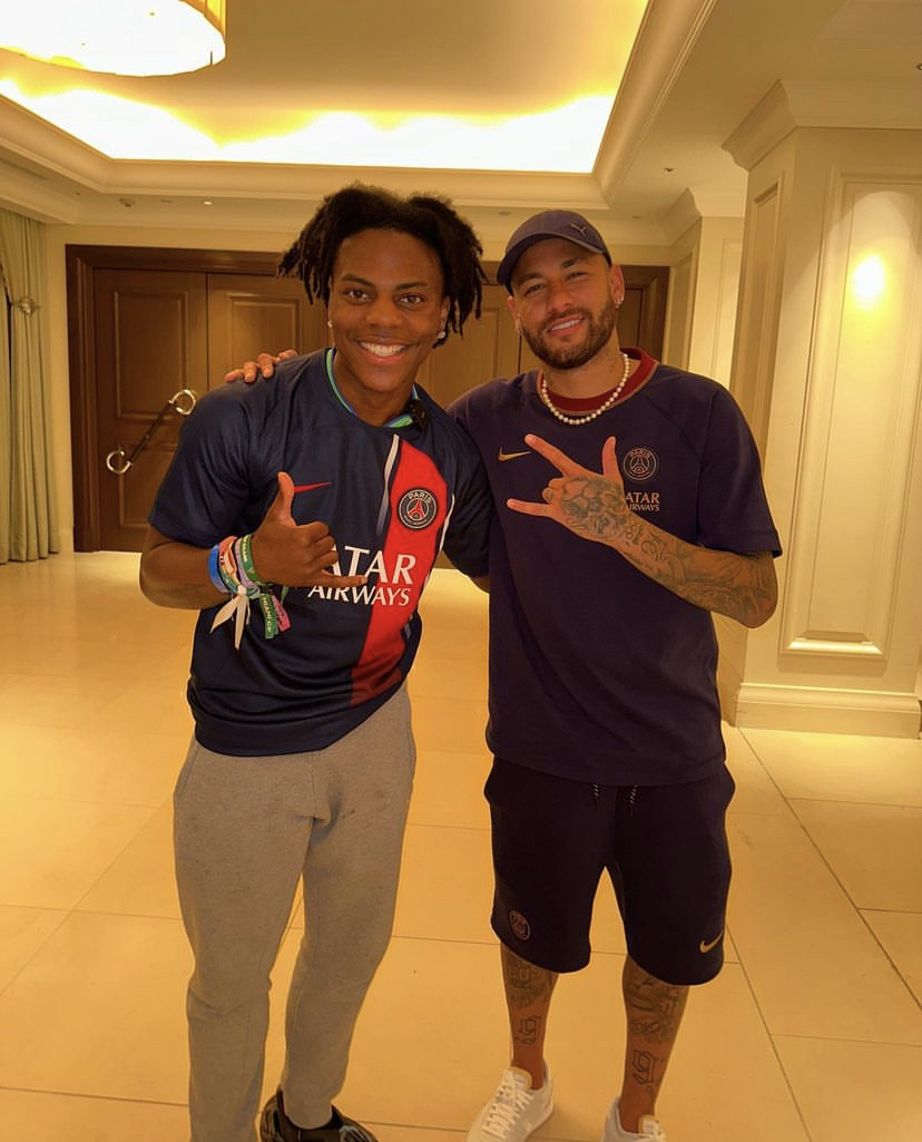 CSGO Throwing Flashbang