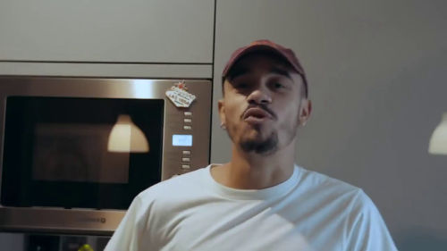 Mister-V : Encore, Ca fait beaucoup la non