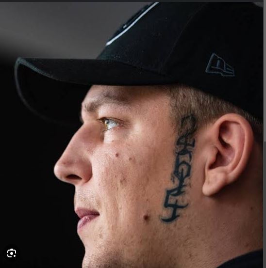 Braucht man das alles Monte meme
