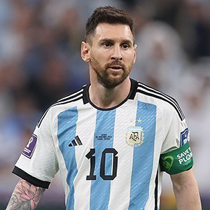 Lionel Messi says England among his World Cup favourites